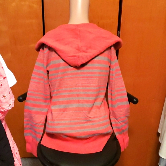Banana Republic Women's sweater size S - Picture 2 of 4